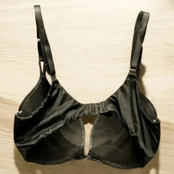 Padded black push-up bra 38D - Picture 2 of 4